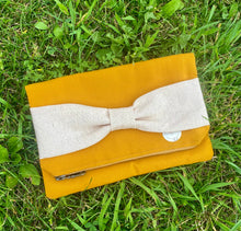 Load image into Gallery viewer, Yellow Bow Clutch Purse