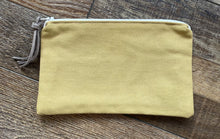 Load image into Gallery viewer, Tan Zipper Bag